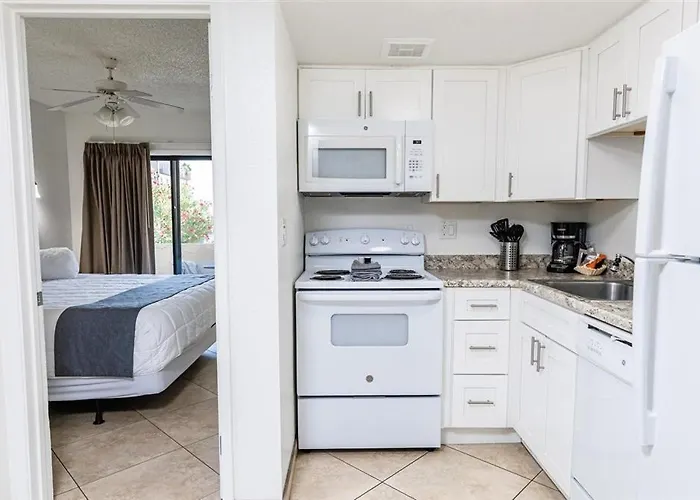 119 Fully Furnished 1br Suite-outdoor Pool