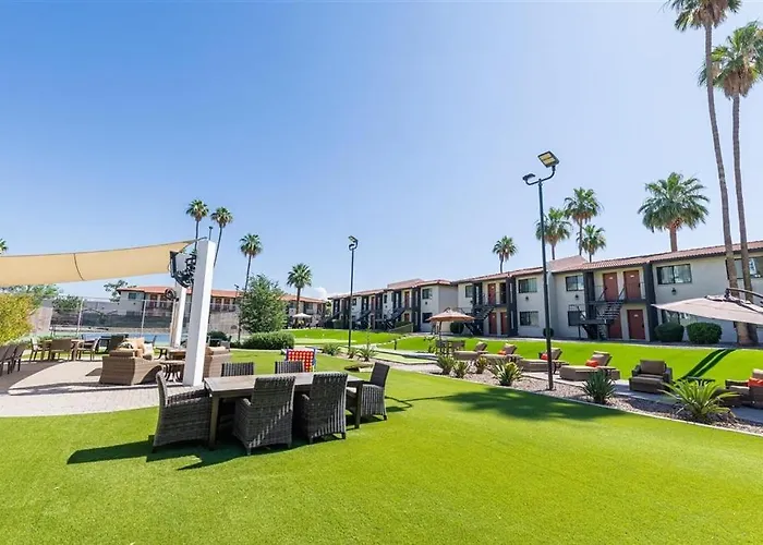 119 Fully Furnished 1br Suite-outdoor Pool Apartment
